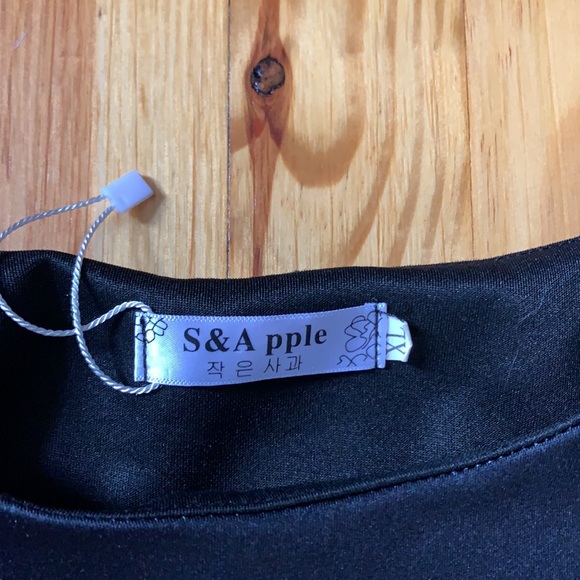 S & Apple cat shirt - Picture 2 of 6